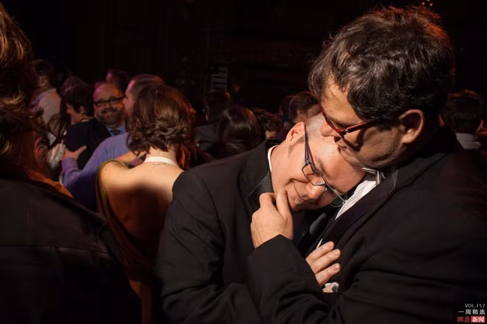 Đám cưới của một cặp đồng tính tại Washington Mỹ sau 12 năm yêu đương tổ chức hôm 9/12