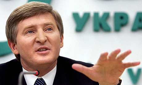 Tỉ phú Ukraine Rinat Akhmetov. Tỉ phú Ukraine Rinat Akhmetov.