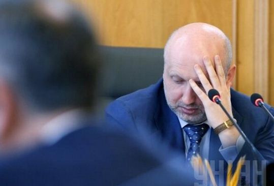 Quyền Tổng thống Ukraine Turchynov cay đắng thừa nhận Kiev mất khả năng kiểm soát miền Đông trên thực tế. Quyền Tổng thống Ukraine Turchynov cay đắng thừa nhận Kiev mất khả năng kiểm soát miền Đông trên thực tế.