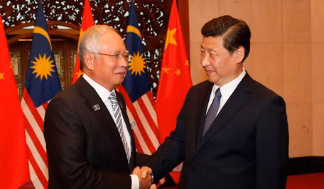 Thủ tướng Malaysia Najib Razak và Chủ tịch nước Trung Quốc Tập Cận Bình. Thủ tướng Malaysia Najib Razak và Chủ tịch nước Trung Quốc Tập Cận Bình.