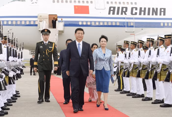 Vợ chồng ông Tập Cận Bình trong một chuyến thăm Malaysia.