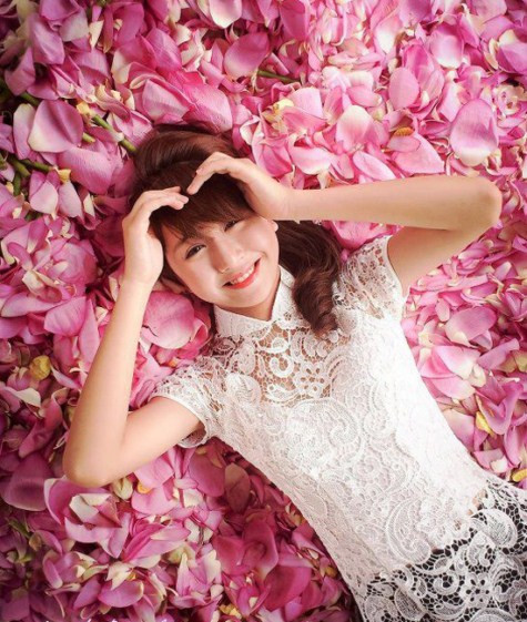 Nữ sinh Phí Quỳnh Anh xinh tươi trong tà áo dài cách tân thời hiện đại. >> CHÙM ẢNH: NỮ SINH ĐẸP RẠNG NGỜI NGÀY KHAI GIẢNG >> NHỮNG VĨ NHÂN CỨNG ĐẦU, PHẢN KHÁNG LÀM THAY ĐỔI THẾ GIỚI >>HOA KHÔI CÁC TRƯỜNG ĐẠI HỌC, CAO ĐẲNG Nữ sinh Phí Quỳnh Anh xinh tươi trong tà áo dài cách tân thời hiện đại. >> CHÙM ẢNH: NỮ SINH ĐẸP RẠNG NGỜI NGÀY KHAI GIẢNG >> NHỮNG VĨ NHÂN CỨNG ĐẦU, PHẢN KHÁNG LÀM THAY ĐỔI THẾ GIỚI >>HOA KHÔI CÁC TRƯỜNG ĐẠI HỌC, CAO ĐẲNG