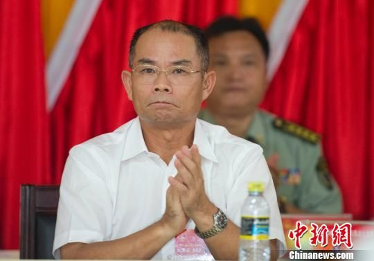 Phù Tráng, người vừa được biên chế vào ghế "Chủ tịch HĐND" cái gọi là "thành phố Tam Sa, nguyên Phó tham mưu trưởng quân khu tỉnh Hải Nam được cho là sẽ thúc đẩy mạnh mẽ các hoạt động quân sự tại chỗ trong thời gian tới Phù Tráng, người vừa được biên chế vào ghế "Chủ tịch HĐND" cái gọi là "thành phố Tam Sa, nguyên Phó tham mưu trưởng quân khu tỉnh Hải Nam được cho là sẽ thúc đẩy mạnh mẽ các hoạt động quân sự tại chỗ trong thời gian tới