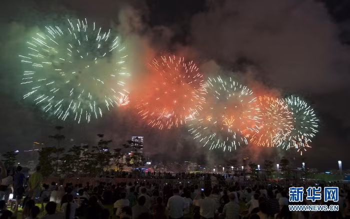 50 ngàn quả pháo hoa đã được sử dụng