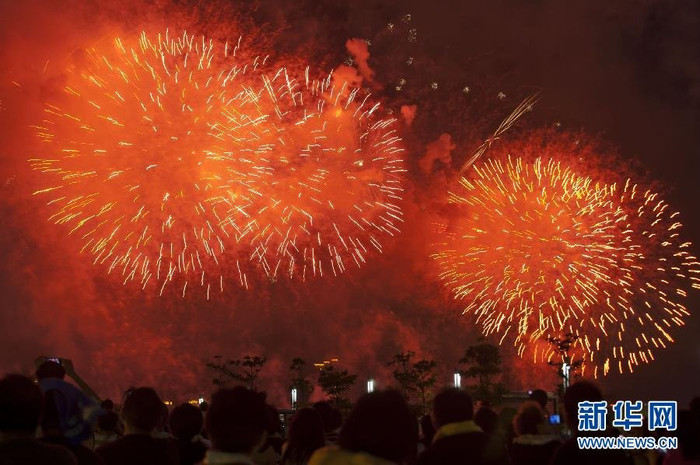 Với rất nhiều màu sắc sặc sỡ, hình ảnh bắt mắt Với rất nhiều màu sắc sặc sỡ, hình ảnh bắt mắt