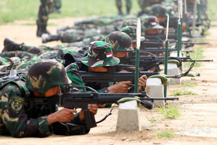 Kiểm tra bắn đạn thật bằng súng của đối tác