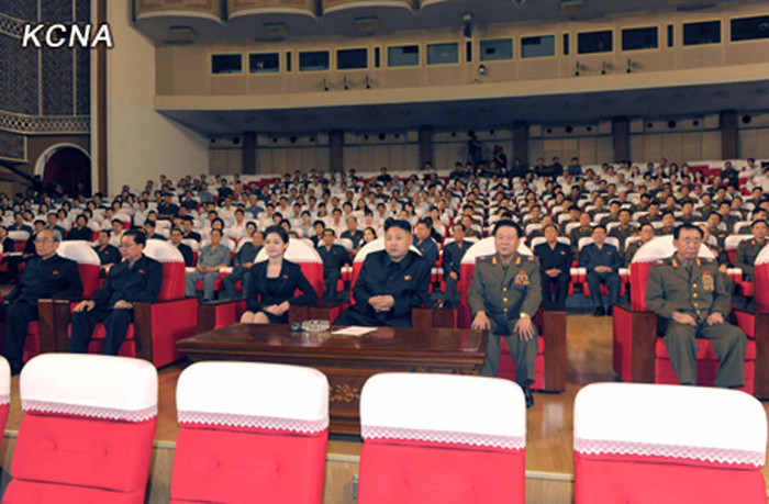 Buổi hòa nhạc được KCNA phát sóng khiến dư luận báo chí Hàn Quốc đặc biệt chú ý Buổi hòa nhạc được KCNA phát sóng khiến dư luận báo chí Hàn Quốc đặc biệt chú ý