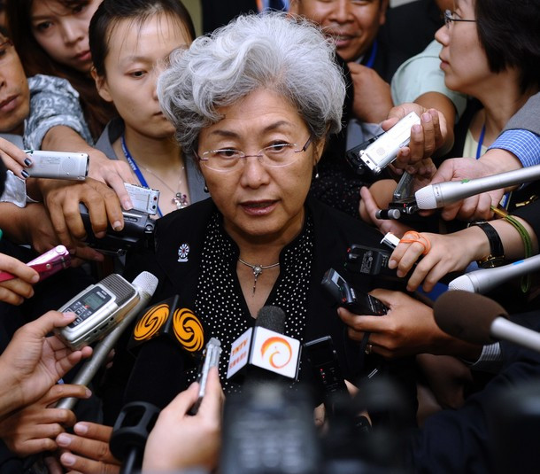 Phản ứng của Trung Quốc không lạ nhưng khó chấp nhận, nó đã được Thứ trưởng Ngoại giao Trung Quốc, bà Phó Doanh (Phó Oánh) đưa ra trong cuộc họp trù bị trước đó Phản ứng của Trung Quốc không lạ nhưng khó chấp nhận, nó đã được Thứ trưởng Ngoại giao Trung Quốc, bà Phó Doanh (Phó Oánh) đưa ra trong cuộc họp trù bị trước đó