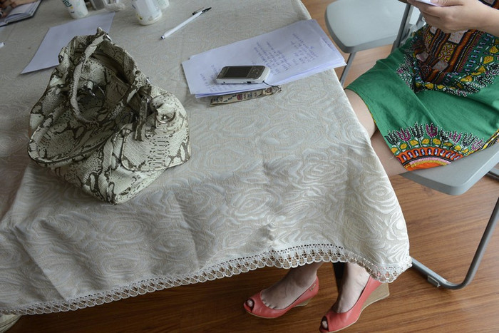 Những phụ nữ này vẫn mong muốn tìm kiếm một chỗ dựa kinh tế vững chắc hơn là một người chồng mà họ yêu thương