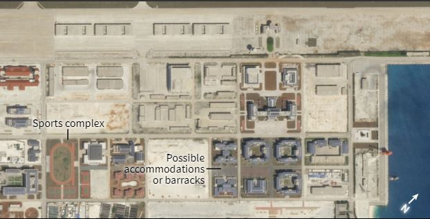 Cận cảnh các tòa nhà trên một góc đảo nhân tạo Trung Quốc xây dựng trái phép ở Chữ Thập, ảnh: http://fingfx.thomsonreuters.com Cận cảnh các tòa nhà trên một góc đảo nhân tạo Trung Quốc xây dựng trái phép ở Chữ Thập, ảnh: http://fingfx.thomsonreuters.com