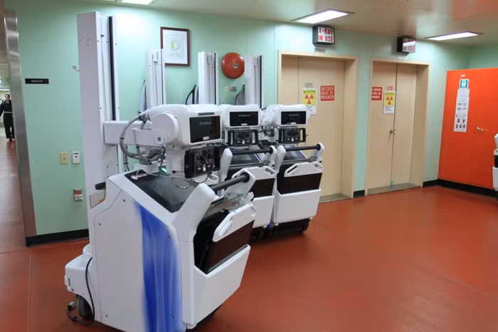 Máy móc thiết bị trên tàu bệnh viện USNS Mercy (T-AH-19) rất hiện đại...