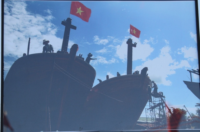 Tác phẩm "Khát vọng vươn khơi". Tác phẩm "Khát vọng vươn khơi".