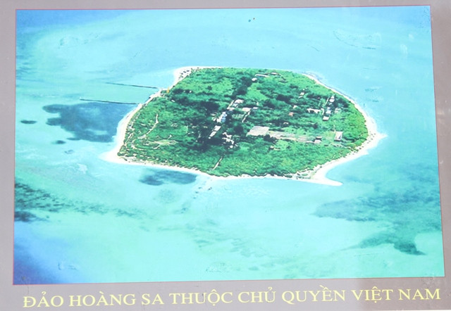 Đảo Hoàng Sa thuộc chủ quyền Việt Nam. Đảo Hoàng Sa thuộc chủ quyền Việt Nam.