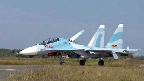 Báo Trung Quốc cho rằng không quân Việt Nam mới thực sự khiến Bắc Kinh "ngại". Báo Trung Quốc cho rằng không quân Việt Nam mới thực sự khiến Bắc Kinh "ngại".