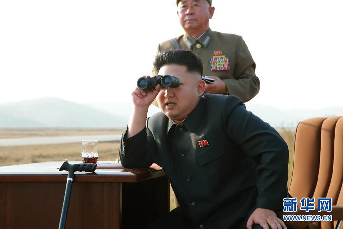 Quan sát các phi công Triều Tiên bay huấn luyện. Quan sát các phi công Triều Tiên bay huấn luyện.