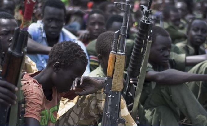 Xung đột tại Sudan là nguyên nhân của đói nghèo nhưng phải đóng cửa bên giới. Ảnh: Reuters. Xung đột tại Sudan là nguyên nhân của đói nghèo nhưng phải đóng cửa bên giới. Ảnh: Reuters.