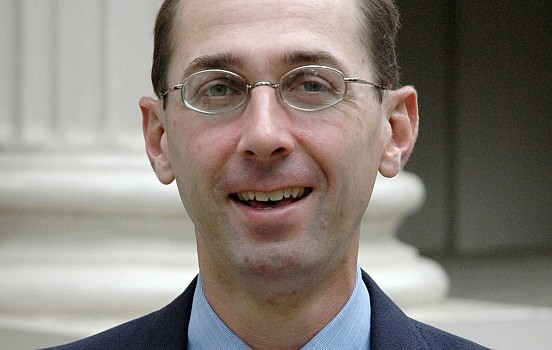 Giáo sư James Holmes từ Học viện Chiến tranh Hải quân Hoa Kỳ. Ảnh: The Diplomat. Giáo sư James Holmes từ Học viện Chiến tranh Hải quân Hoa Kỳ. Ảnh: The Diplomat.