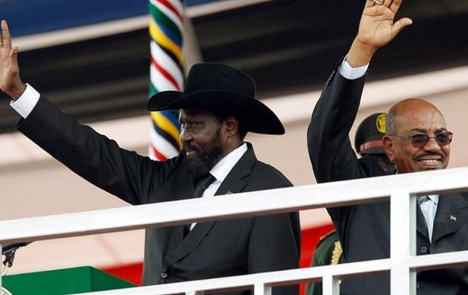 Tổng thống Nam Sudan Salva Kiir và Tổng thống Sudan Omar Hassan al-Bashir. Ảnh: Reuters. Tổng thống Nam Sudan Salva Kiir và Tổng thống Sudan Omar Hassan al-Bashir. Ảnh: Reuters.