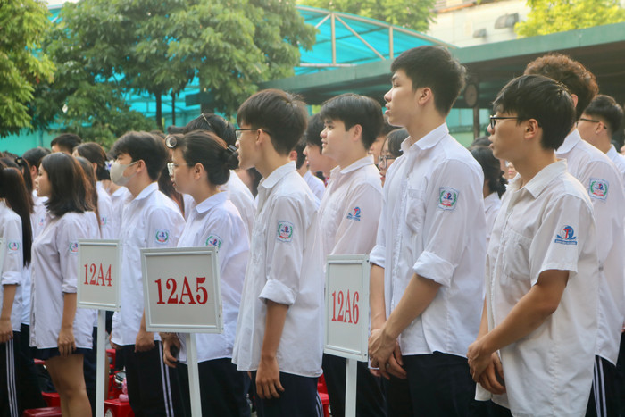 Năm học 2023-2024 của thầy và trò Trường Trung học phổ thông Đinh Tiên Hoàng đã kết thúc thắng lợi với tỷ lệ đỗ tốt nghiệp 100%. Ảnh: Doãn Nhàn GDVN-thpt-dinh-tien-hoang (4).jpg