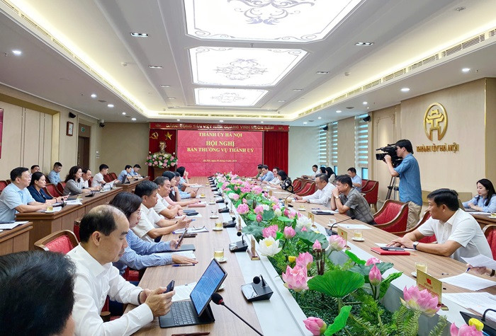 Toàn cảnh Hội nghị của Ban Thường vụ Thành ủy Hà Nội sáng 6/9. Ảnh: hanoi.gov.vn Toàn cảnh Hội nghị của Ban Thường vụ Thành ủy Hà Nội sáng 6/9. Ảnh: hanoi.gov.vn