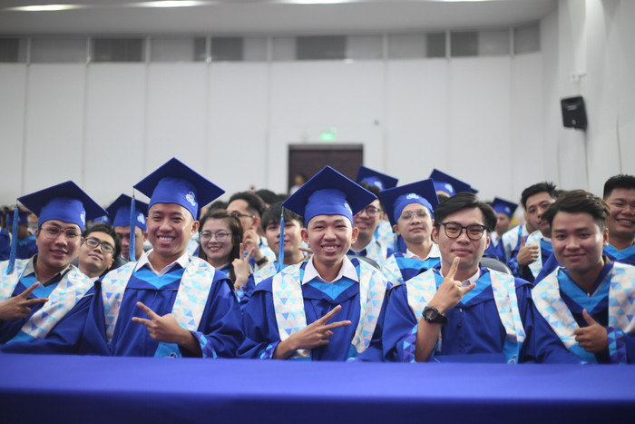Sinh viên Trường Đại học Bách khoa Đại học Quốc gia thành phố Hồ Chí Minh trong ngày lễ tốt nghiệp. Ảnh: HCMUT Sinh viên Trường Đại học Bách khoa Đại học Quốc gia thành phố Hồ Chí Minh trong ngày lễ tốt nghiệp. Ảnh: HCMUT