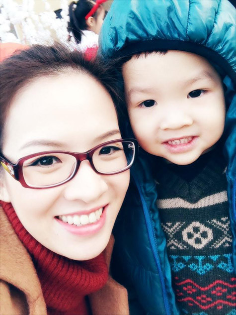 Cách đây không lâu, MC Đan Lê đăng tải những hình ảnh về gia đình cô Cách đây không lâu, MC Đan Lê đăng tải những hình ảnh về gia đình cô