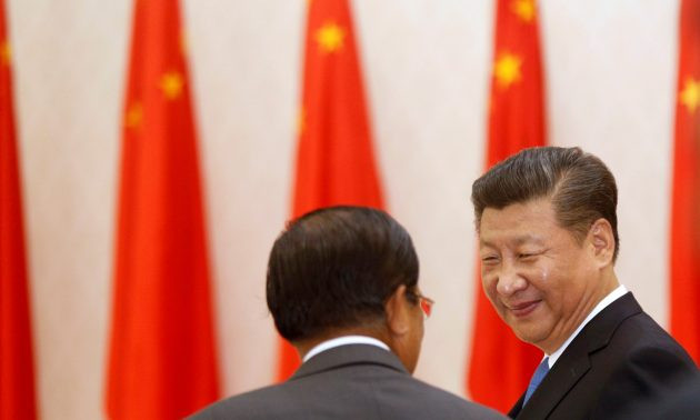 Chủ tịch Trung Quốc Tập Cận Bình và Thủ tướng Campuchia Hun Sen, ảnh: Asia Times.