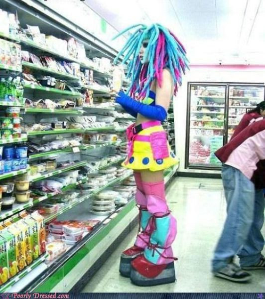 Kiểu trang phục khó có thể đụng hàng.