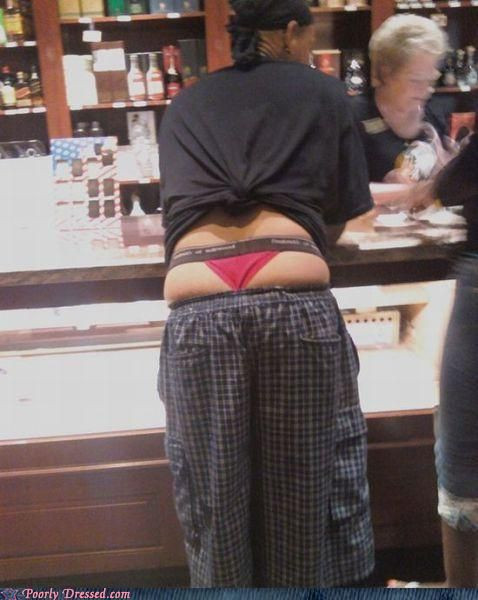 Mốt quần tụt giống hiện tượng âm nhạc trên mạng Justin Bierber