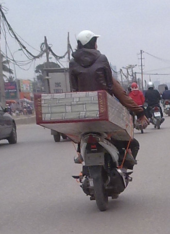 Chụp tại đường 32, Từ Liêm, Hà Nội. Ảnh: Xôi Đỗ Lạc. Chụp tại đường 32, Từ Liêm, Hà Nội. Ảnh: Xôi Đỗ Lạc.