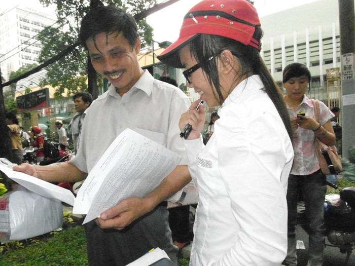 Thí sinh Nguyễn Tất Thuận hí hửng: “Em làm bài khoảng trên 80%”.