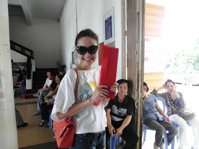 Minh Hằng cười toe toét: “Chắc chắn là em có mặt rồi”.