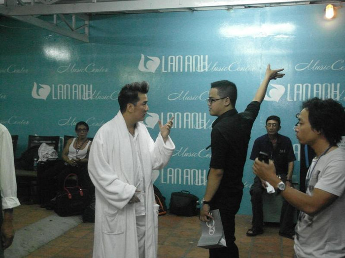 Ngay lập tức chỉ đạo công việc cho nhân viên…