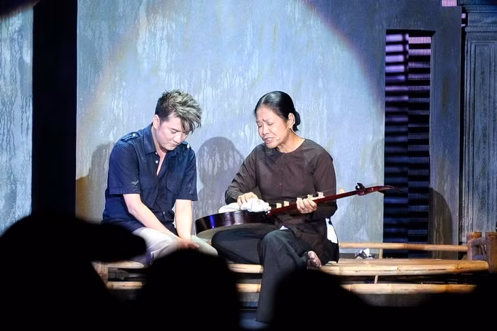 Sự có mặt của NSƯT Tú Trinh….