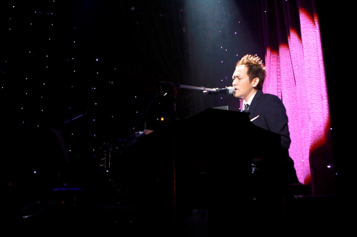 Nét lãng tử của “Kiếp đỏ đen” Duy Mạnh Nét lãng tử của “Kiếp đỏ đen” Duy Mạnh