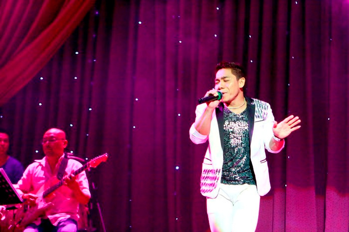 Phút phiêu du của Phạm Văn Mách. Phút phiêu du của Phạm Văn Mách.