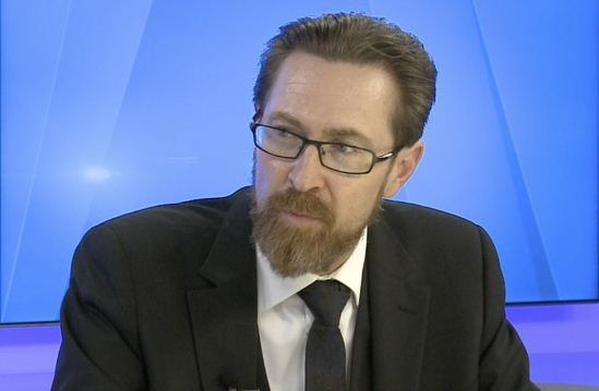 Học giả Rory Medcafl.