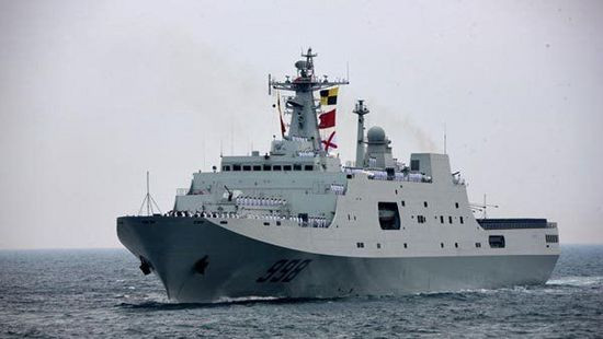 Tàu đổ bộ lưỡng thê Côn Lôn. Tàu đổ bộ lưỡng thê Côn Lôn.