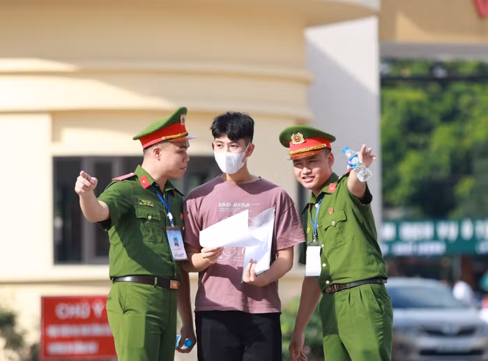 Thí sinh tham dự kỳ thi đánh giá của Bộ Công an năm 2024. Ảnh: Bộ Công an