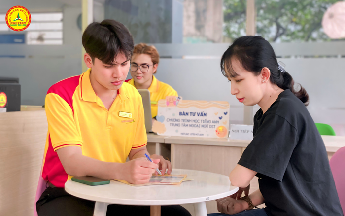 100% sinh viên ngành tiếng Trung Quốc, Trường Cao đẳng Đại Việt Sài Gòn có việc làm ngay sau khi tốt nghiệp tieng-trung-quoc-cao-dang-dai-viet-sai-gon (6).png