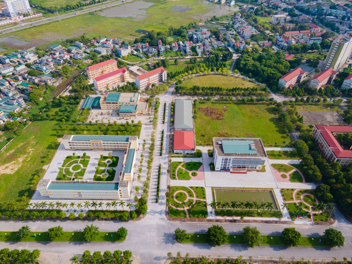 Toàn cảnh Trường Đại học Hồng Đức khi nhìn từ trên cao. Ảnh: HDU DJI_0075.jpg