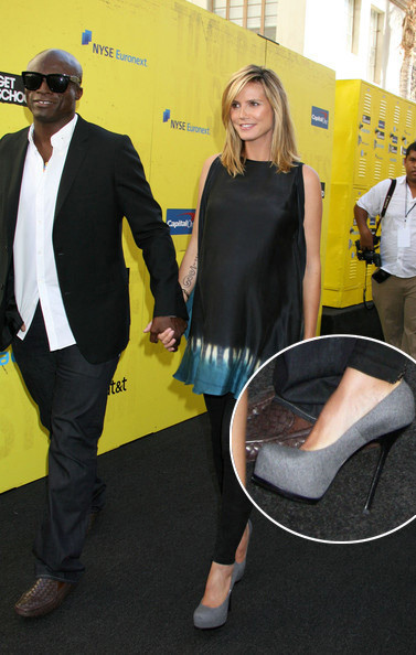 Heidi Klum - thiên thần nội y xinh đẹp không ngần ngại việc mang bầu và sinh con khi tiếp tục mang thai, và trông cô hầu như không mất đi vóc dáng siêu mẫu khi mang giày cao gót. Heidi Klum - thiên thần nội y xinh đẹp không ngần ngại việc mang bầu và sinh con khi tiếp tục mang thai, và trông cô hầu như không mất đi vóc dáng siêu mẫu khi mang giày cao gót.