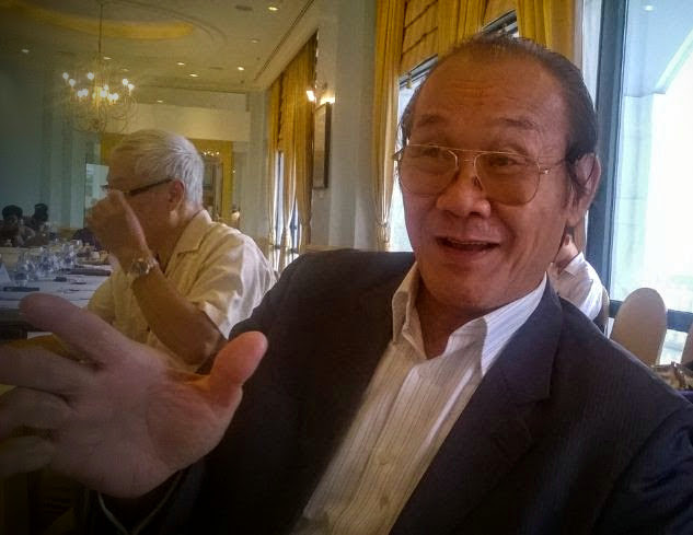 Tiến sĩ Trần Công Trục, nguyên Trưởng ban Biên giới Chính phủ. Tiến sĩ Trần Công Trục, nguyên Trưởng ban Biên giới Chính phủ.