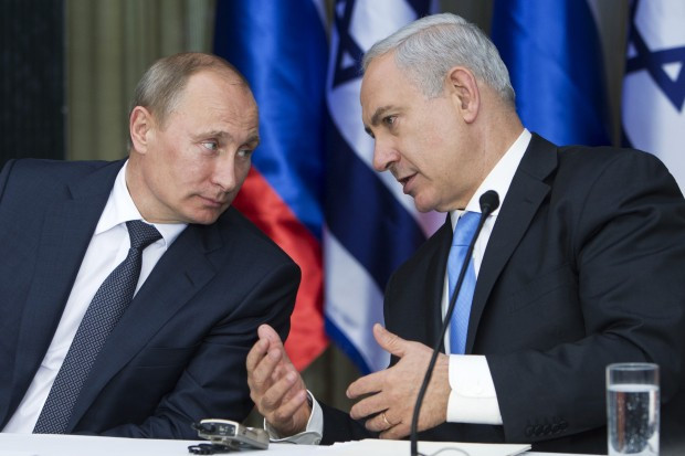 Tổng thống Nga Putin và Thủ tướng Israel Netanyahu, ảnh: Jews News. Tổng thống Nga Putin và Thủ tướng Israel Netanyahu, ảnh: Jews News.