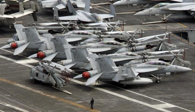 Lực lượng chiến đấu cơ trên tàu sân bay USS George Washington, Hoa Kỳ. Lực lượng chiến đấu cơ trên tàu sân bay USS George Washington, Hoa Kỳ.