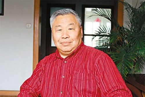 Giáo sư Zhang Liangui từ Trường Đảng trung ương, Bắc Kinh, Trung Quốc. Ảnh: uschinapress.com. Giáo sư Zhang Liangui từ Trường Đảng trung ương, Bắc Kinh, Trung Quốc. Ảnh: uschinapress.com.