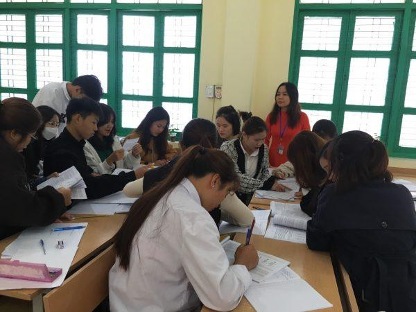 Một giờ học của sinh viên Trường Cao đẳng sư phạm Điện Biên. Ảnh: Trường Cao đẳng sư phạm Điện Biên Một giờ học của sinh viên Trường Cao đẳng sư phạm Điện Biên. Ảnh: Trường Cao đẳng sư phạm Điện Biên