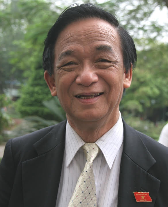 Giáo sư Nguyễn Lân Dũng, ảnh do tác giả cung cấp. Giáo sư Nguyễn Lân Dũng, ảnh do tác giả cung cấp.