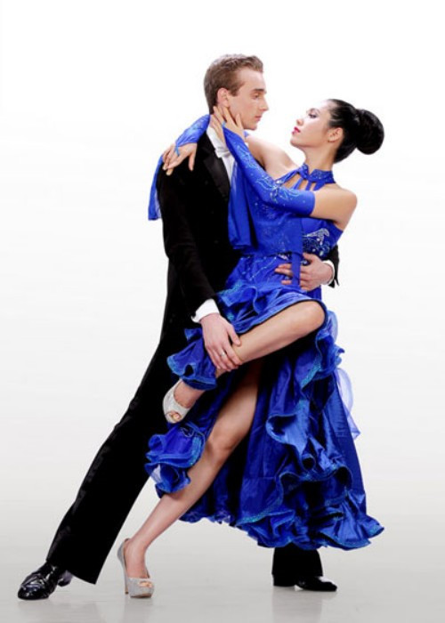 Hoàng My từng trả lời phỏng vấn rằng: “Tham gia bất cứ cuộc thi nào My cũng muốn trở thành quán quân”. Bài bình luận đã đăng: Cao 1m75 ‘cộng’ ngôi Á hậu, Hoàng My sẽ làm nên chuyện tại BNHV? Ẩn số thú vị nhất Bước nhảy Hoàn vũ 2012: Vân Trang! Ngắm đôi chân "nuột nà" sẽ tạo nên ẩn số Vân Trang tại BNHV Vì sao Minh Hằng 90% thắng - hãy 'hỏi' đường cong của cô ấy! Bước nhảy hoàn vũ: Minh Hằng, 90% và 'quy luật' không lặp lại