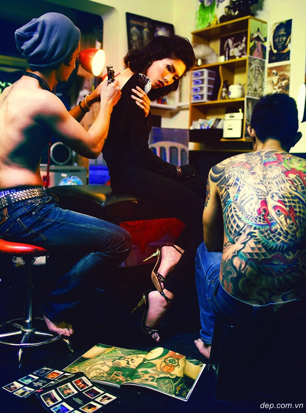 Hà Đăng, cô siêu mẫu 23 tuổi với chiều cao lý tưởng 1m77 vừa trở về Hà Nội và có một ngày “rong chơi” thú vị bằng bộ ảnh tuyệt đẹp (Theo Đẹp)